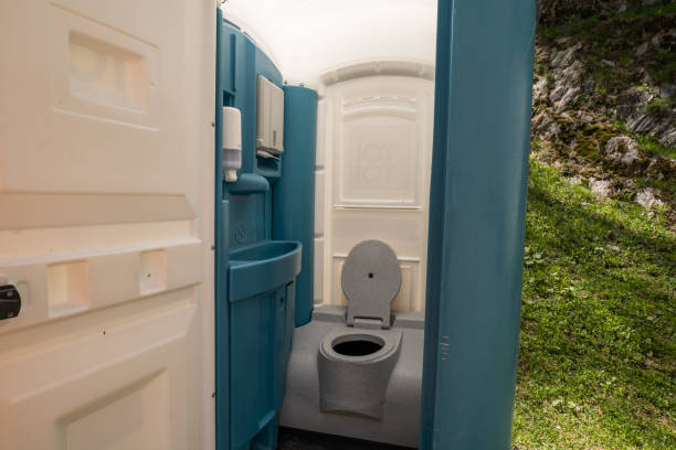 Best Portable restroom trailer rental  in Vernal, UT